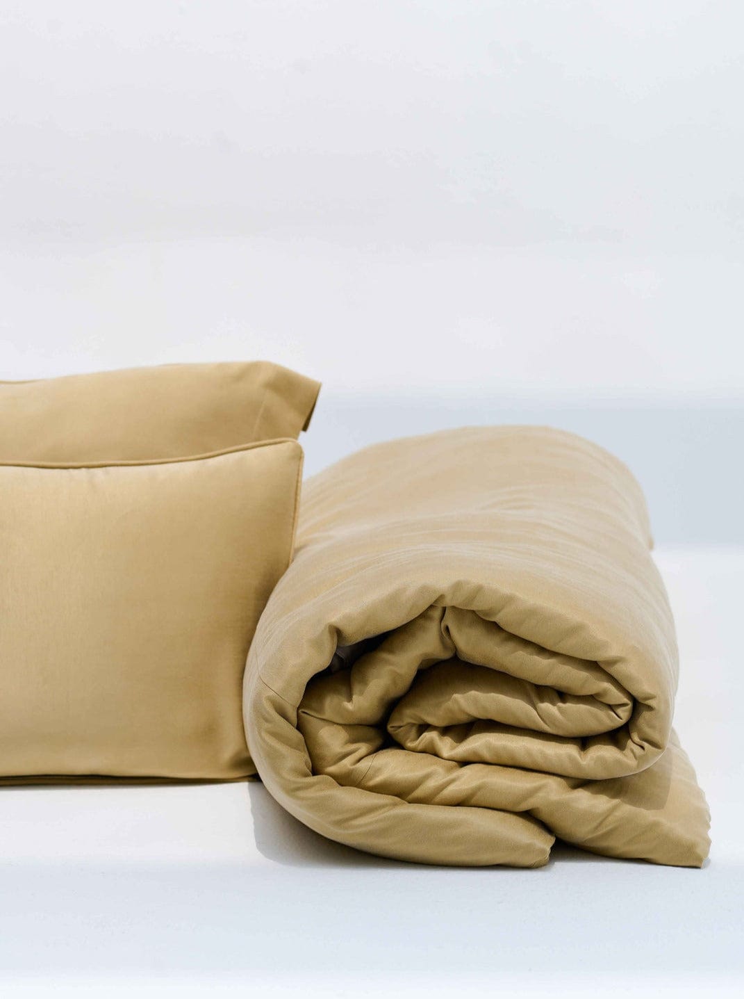 Blissful Gold Full Bedding Set | Duvet Cover, Flat Sheet & Pillowcases