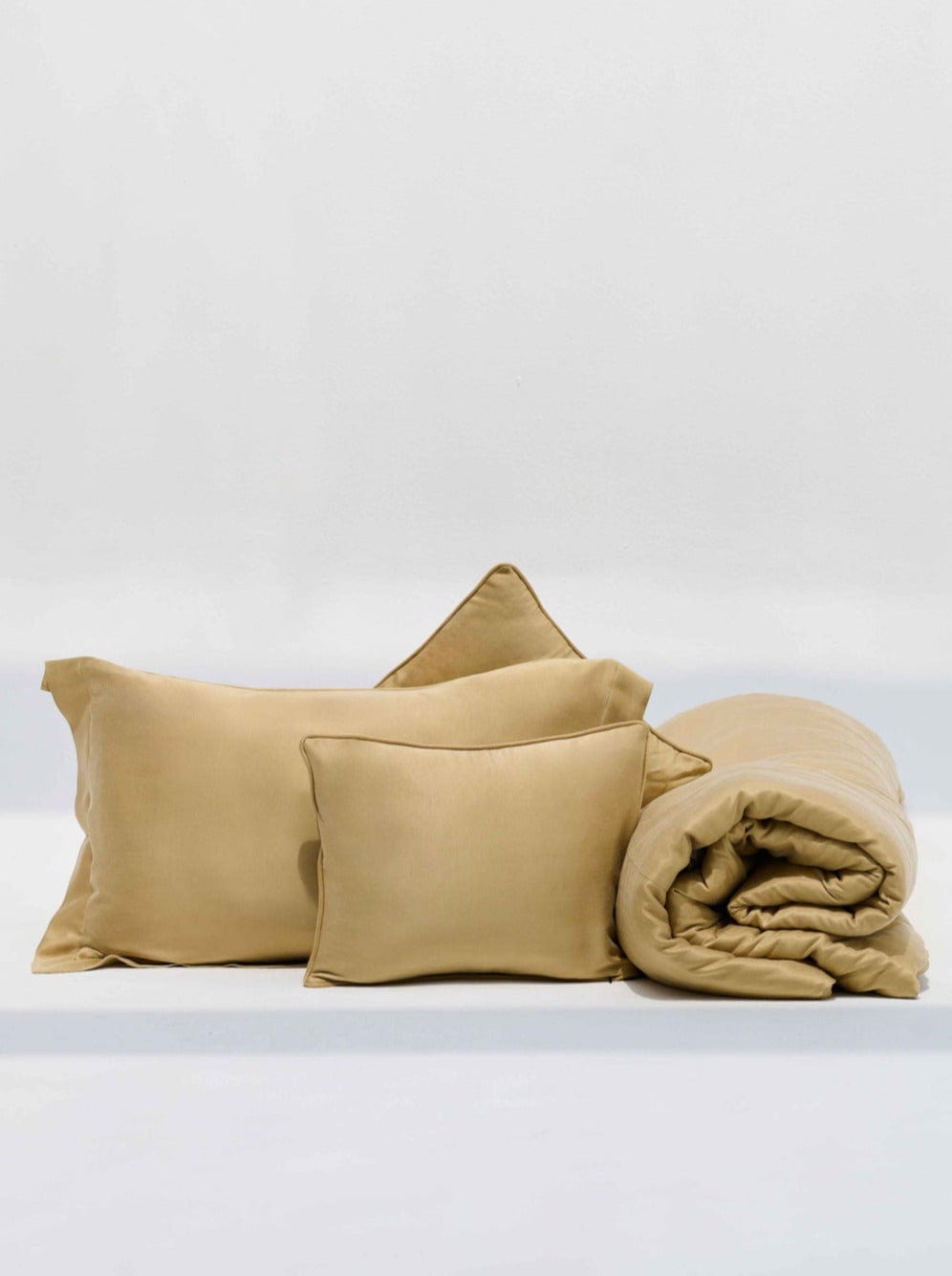 Blissful Gold Full Bedding Set | Duvet Cover, Flat Sheet & Pillowcases