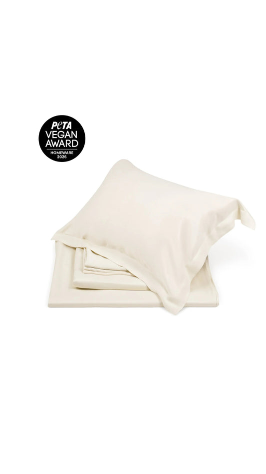 Tender White Full Bedding Set | Duvet Cover, Flat Sheet & Pillowcases